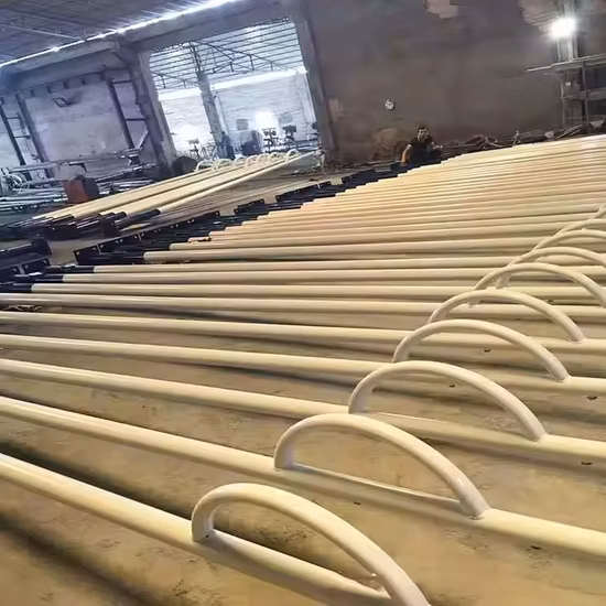 Одинарный/двойной оцинкованный столб для уличного фонаря на солнечной энергии